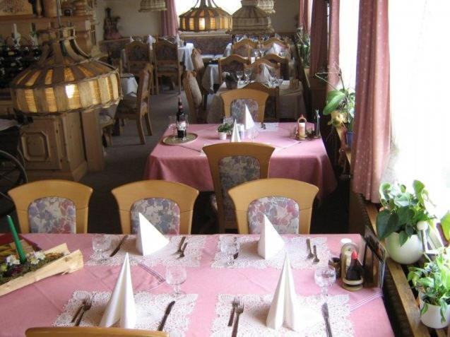 Hotel Hirschen Alt St. Johann Eksteriør billede