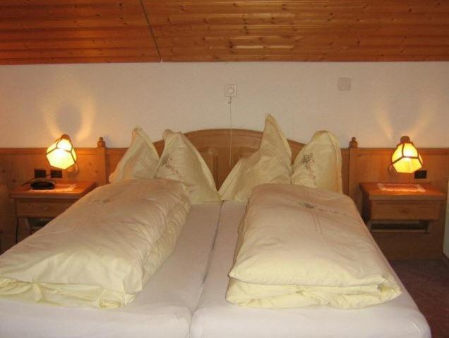 Hotel Hirschen Alt St. Johann Værelse billede